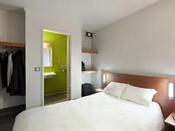 فندق B&B Hotel Orgeval أورغيفال