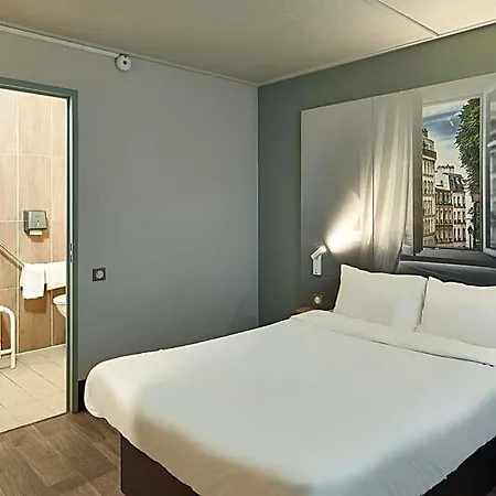B&B Hotel Orgeval 2*