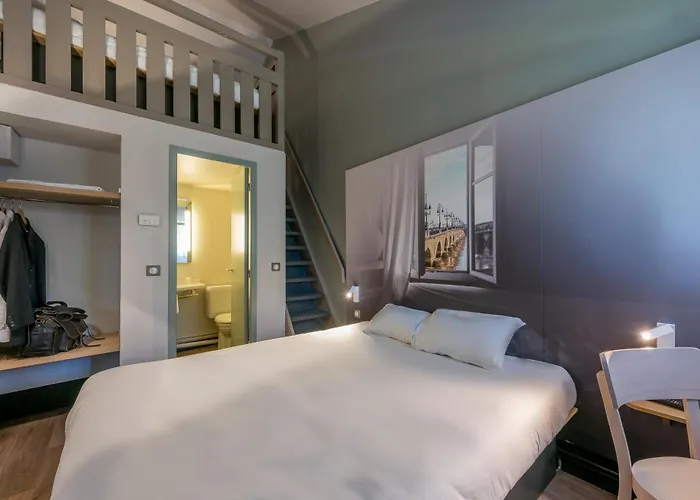 Hotel B&B Hotel Orgeval 2*