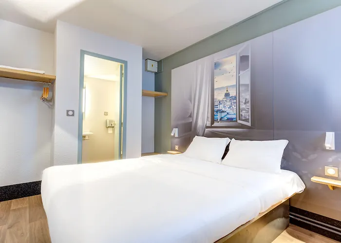 Hotel B&B Hotel Orgeval 2*