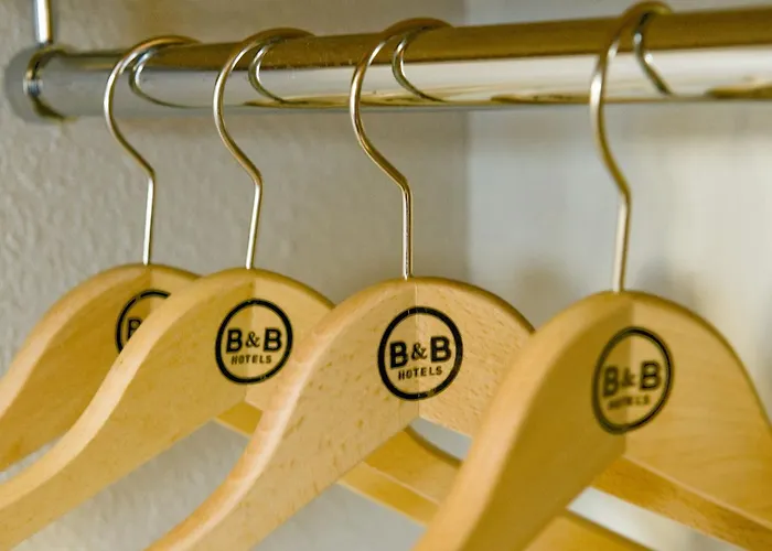 Hotel B&B Hotel Orgeval 2*