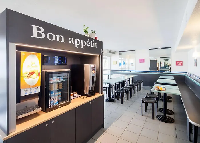 B&B Hotel Orgeval Hotel